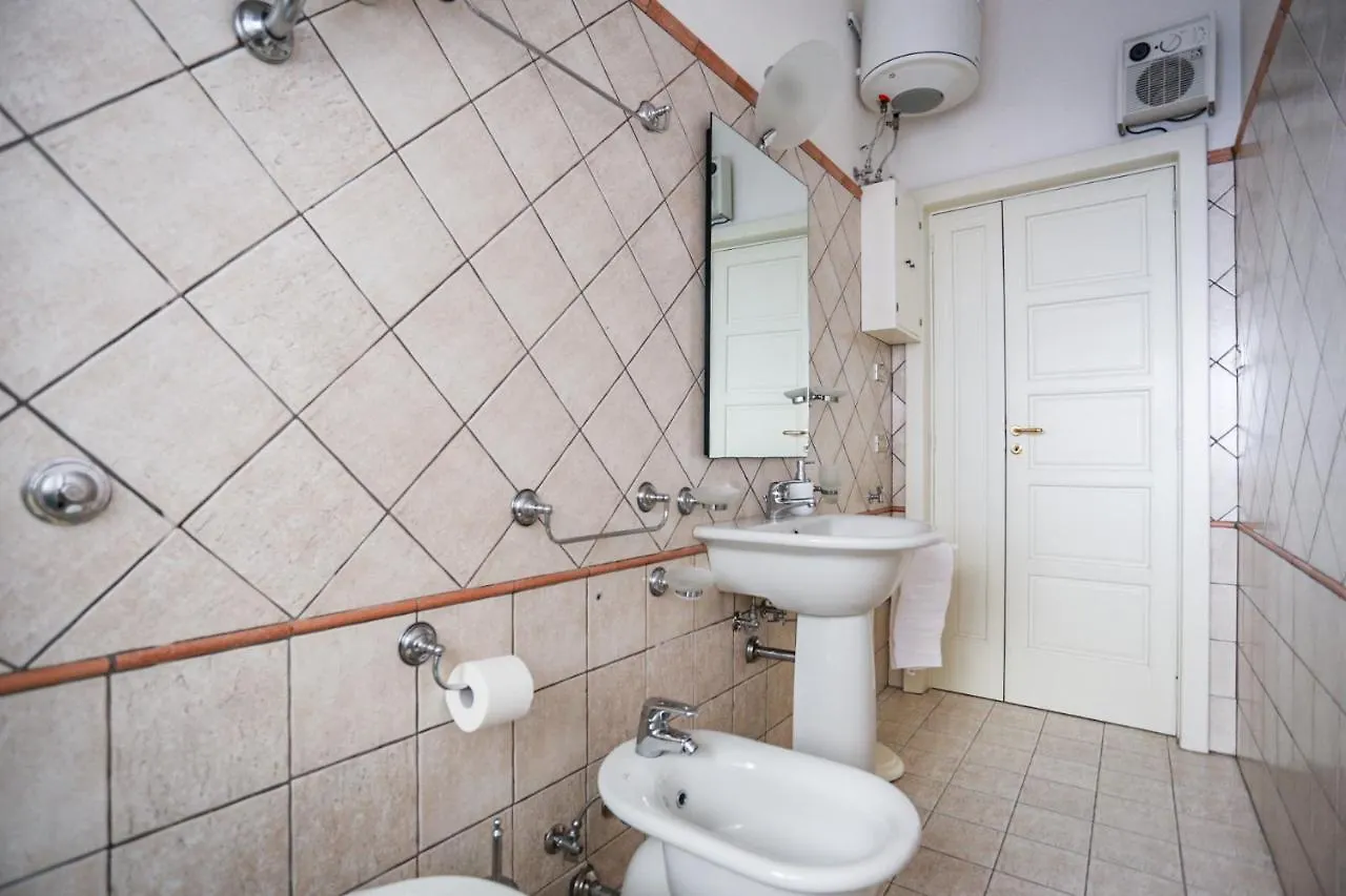 Marconi 7- City Centre Apartment Sit Lecce