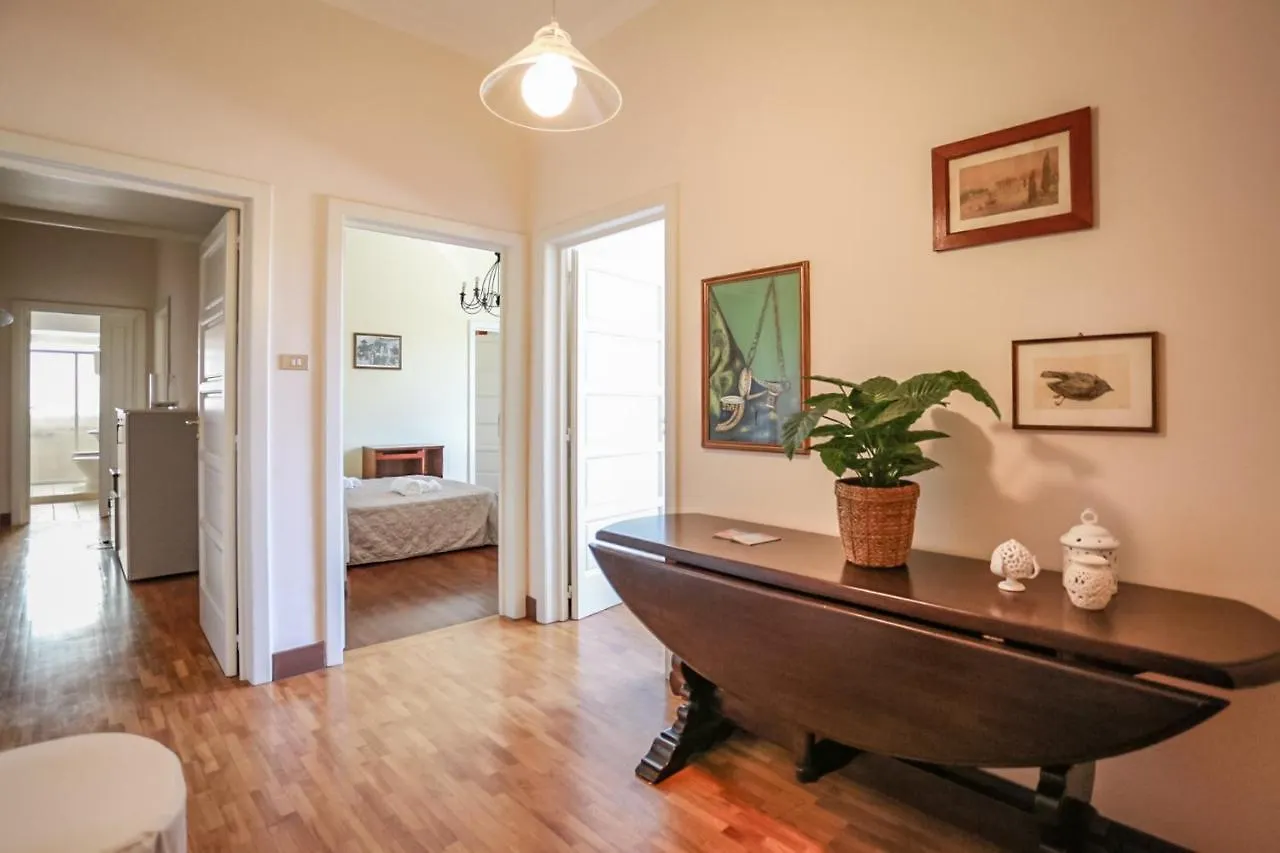 Marconi 7- City Centre Apartment Sit Lecce