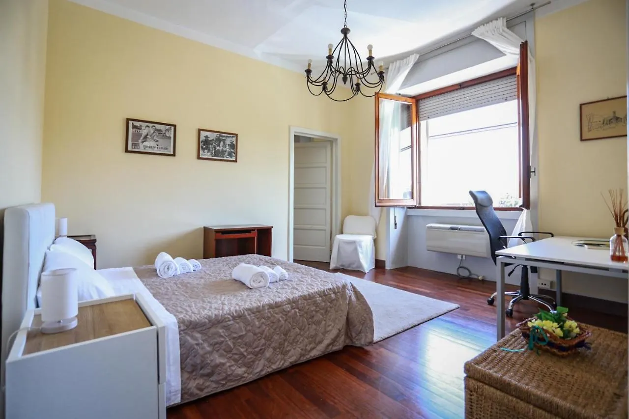 Marconi 7- City Centre Apartment Sit Lecce
